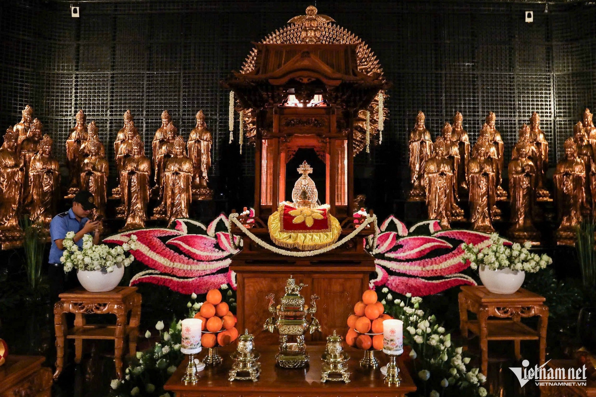 W-Vesak nguyễn huế 13.jpg