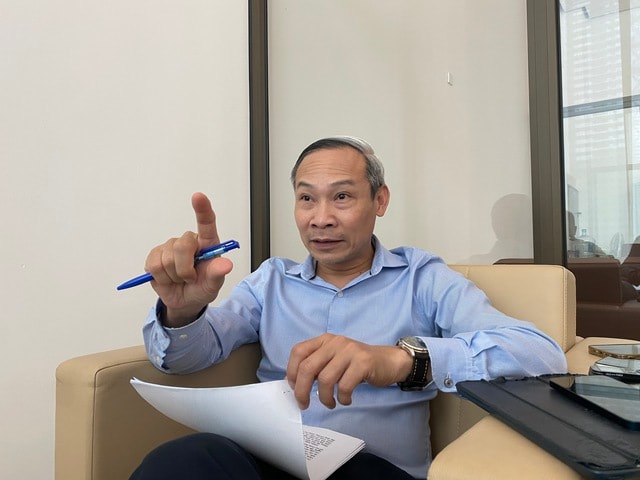 Có thời kỳ mua ve chai cũng phải giấy phép tới mở bung cửa cho kinh tế tư nhân Có thời kỳ mua ve chai cũng phải giấy phép tới mở bung cửa cho kinh tế tư nhân