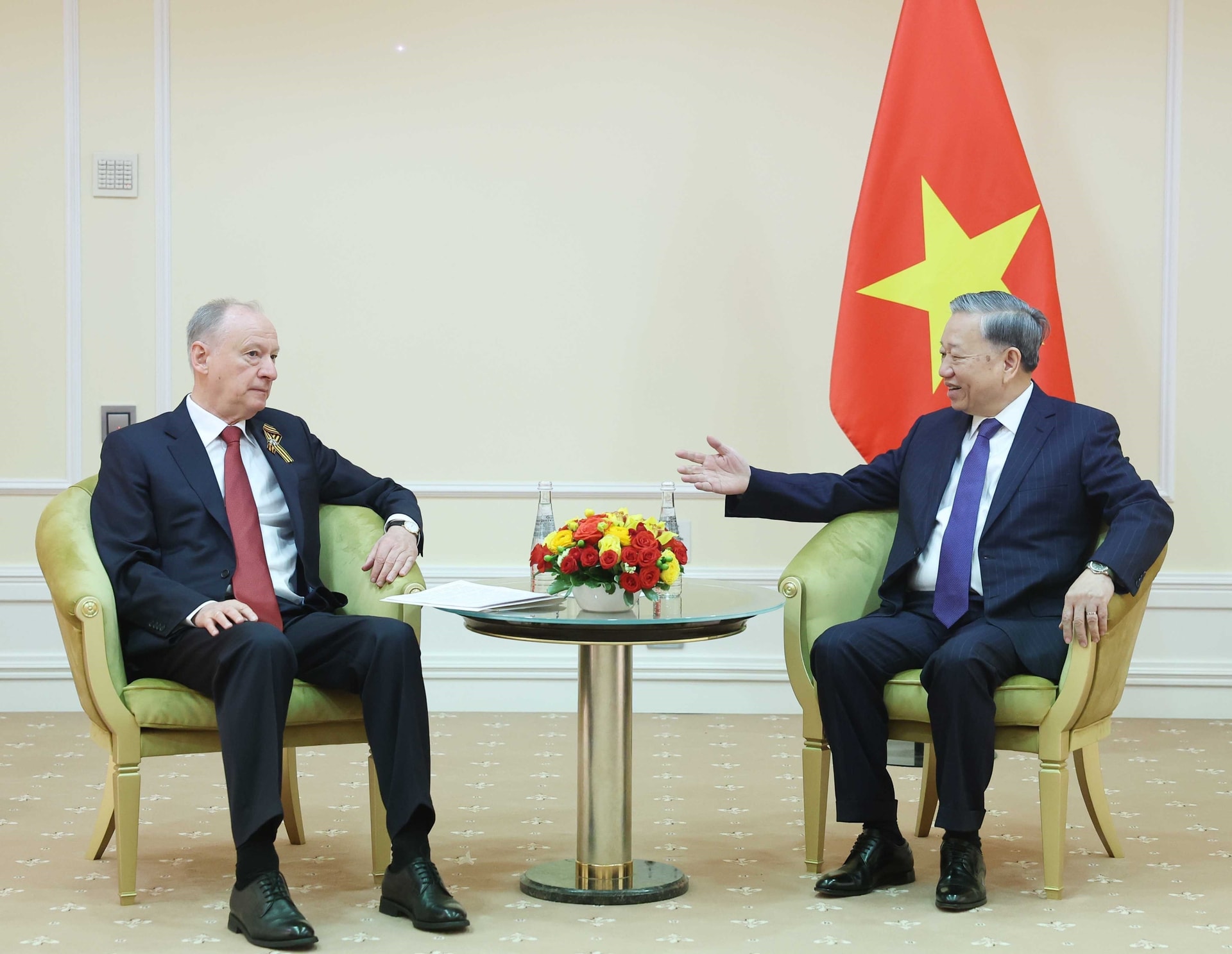 Tổng Bí thư Tô Lâm tiếp Chủ tịch Đảng Cộng sản Nga Gennady Zyuganov - 1 Tổng Bí thư Tô Lâm tiếp Chủ tịch Đảng Cộng sản Nga Gennady Zyuganov