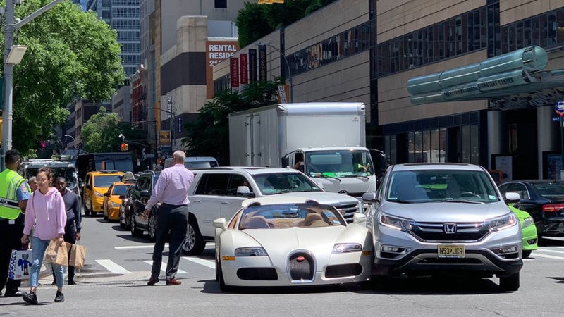 bugatti_veyron_tracy_morgan_SZTZ.jpg