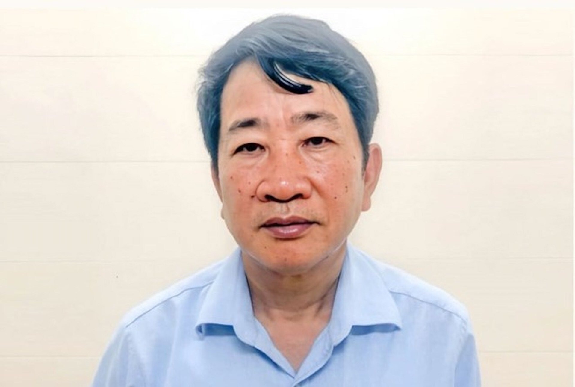 Cựu Giám đốc BHXH Bắc Giang nhận hối lộ đều đặn mỗi quý tại phòng làm việc Cựu Giám đốc BHXH Bắc Giang nhận hối lộ đều đặn mỗi quý tại phòng làm việc