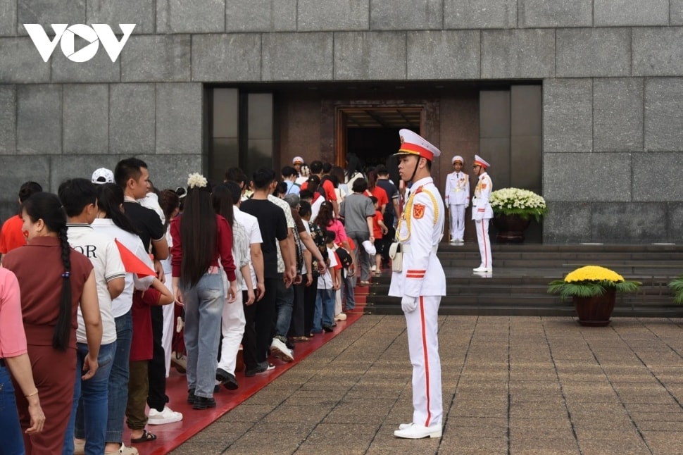 những lần bí mật di chuyển an toàn thi hài bác hình ảnh 4 nhung lan bi mat di chuyen an toan thi hai bac hinh anh 4