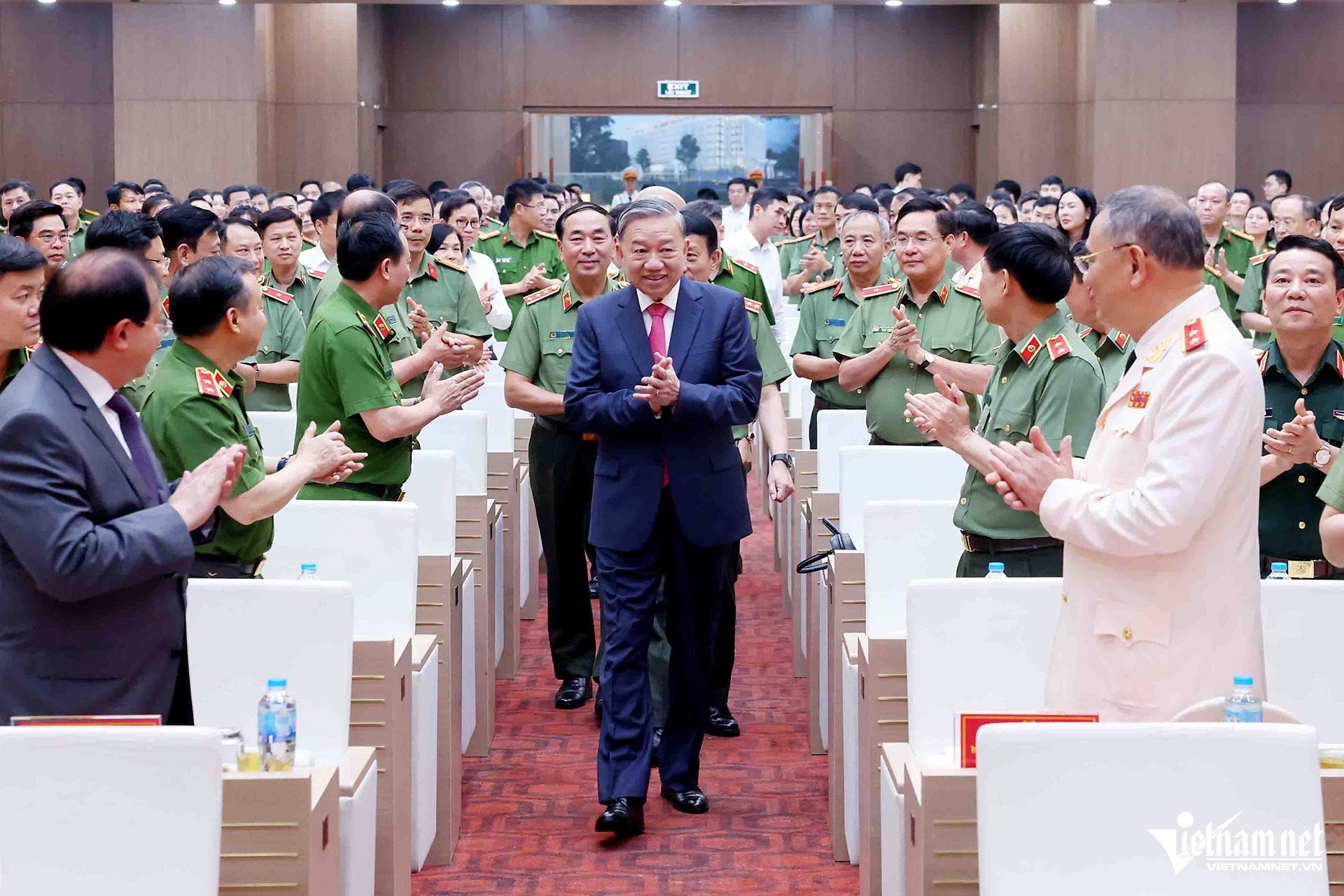 W-hoi nghi BCA.jpg