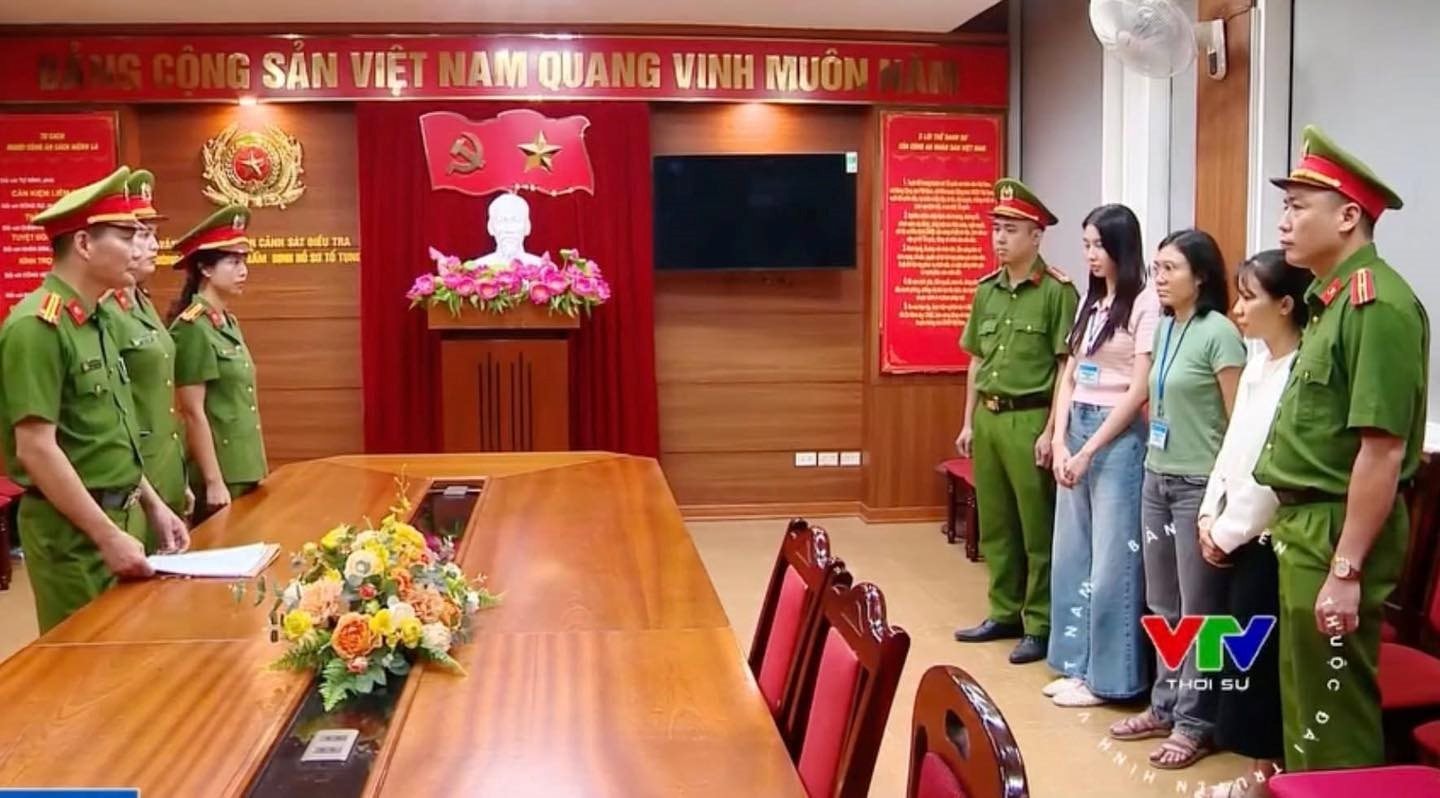 thuytien3.jpg