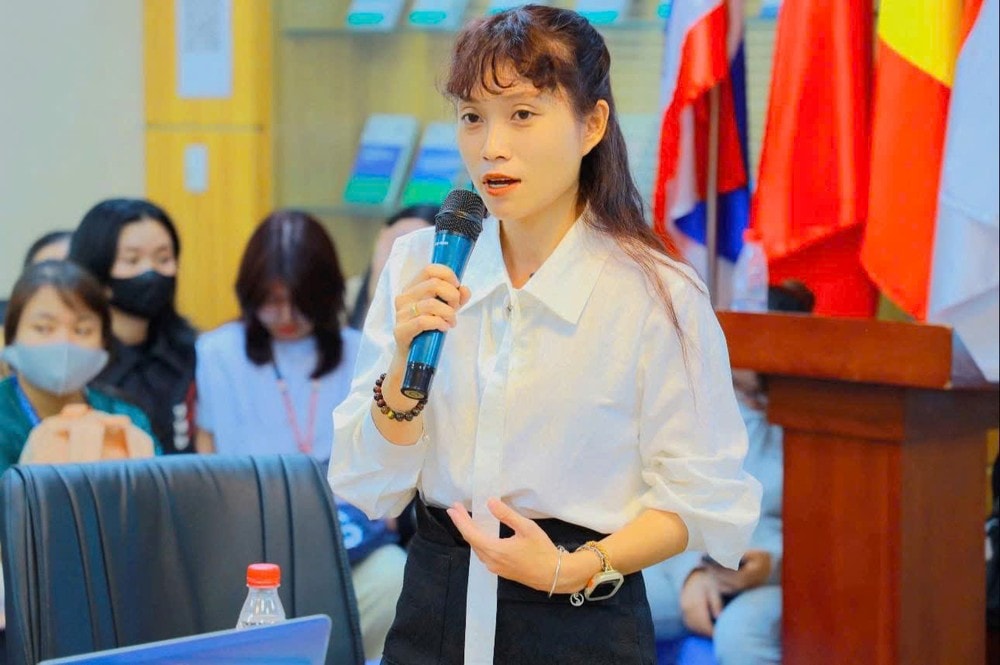ThS LÊ DUY BẢO CHINH, kiểm sát viên VKSND quận Gò Vấp, TP.HCM. hinh-su-hoa.jpg