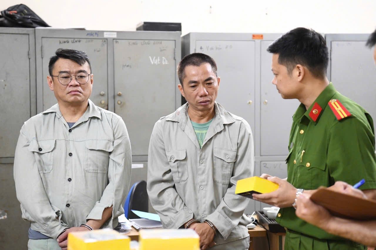 cong an 6.jpg