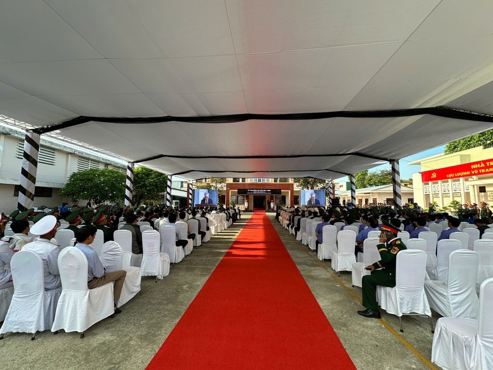 Lễ viếng nguyên Chủ tịch nước Trần Đức Lương tại quê nhà Quảng Ngãi Lễ viếng nguyên Chủ tịch nước Trần Đức Lương tại quê nhà Quảng Ngãi