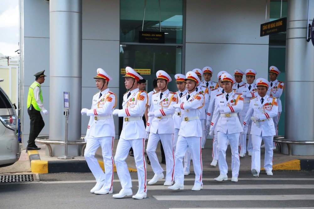 nguyen-chu-tich-nuoc-tran-duc-luong-ve-que-nha-pho-khanh-quang-ngai-2.jpg