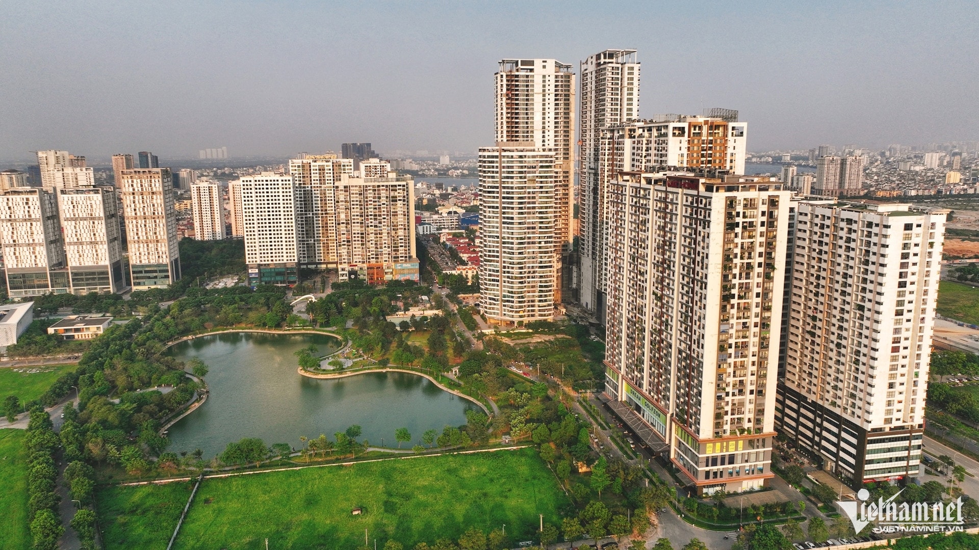 Bán nhà, đất bị lỗ vẫn phải nộp thuế 2%, có nên thay đổi sang đánh thuế 20% tiền lãi? Bán nhà, đất bị lỗ vẫn phải nộp thuế 2%, có nên thay đổi sang đánh thuế 20% tiền lãi?