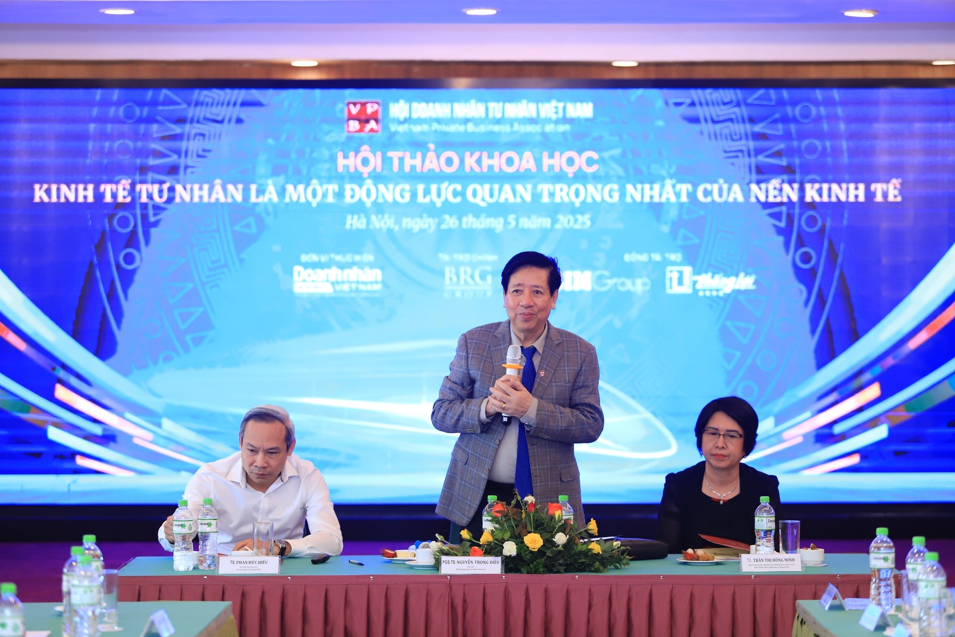 Khẩn trương tháo gỡ rào cản, phát huy động lực kinh tế tư nhân