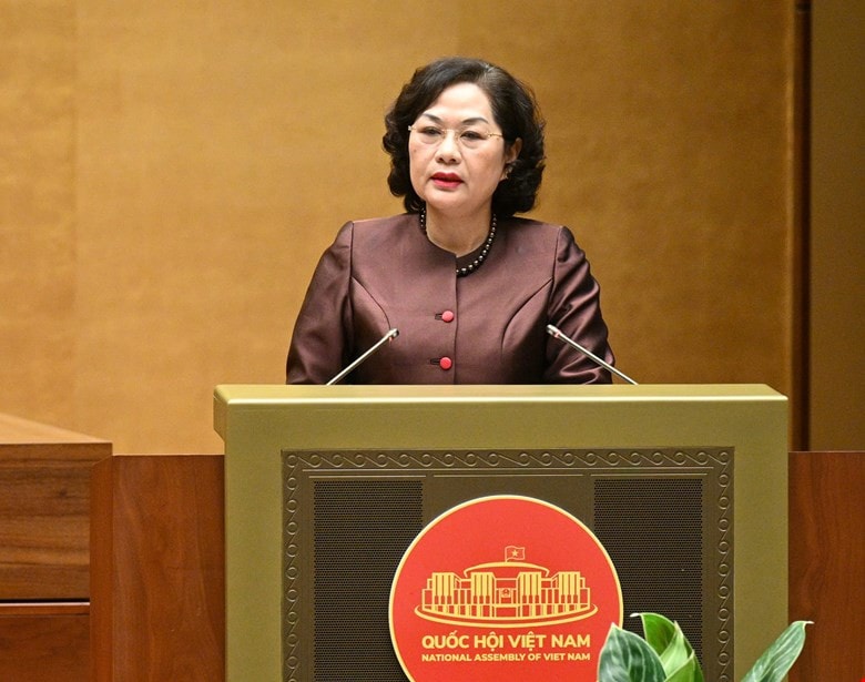 Thống đốc nói về một ngân hàng bị rút tiền hàng loạt khiến NHNN làm ngày làm đêm xử lý Thống đốc nói về một ngân hàng bị rút tiền hàng loạt khiến NHNN làm ngày làm đêm xử lý