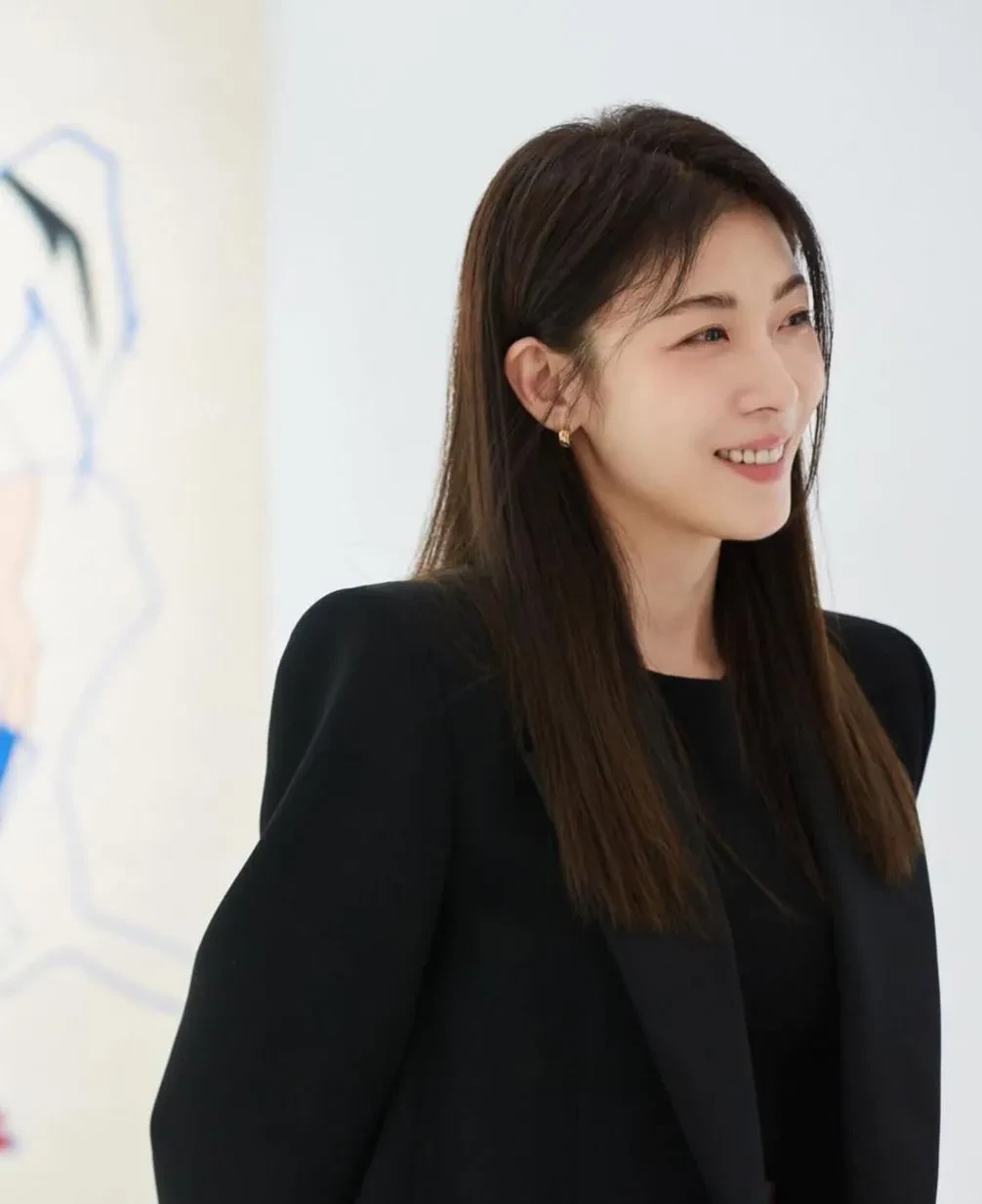 Ha Ji Won với diện mạo táo bạo hiếm thấy ảnh 5