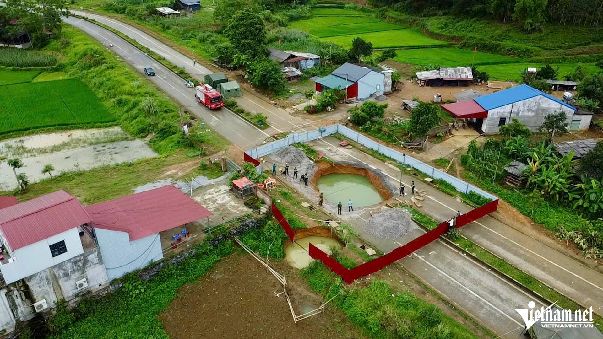 Cảnh sát kể phút tiếp cận sâu bên trong hàm ếch, tìm nạn nhân nghi rơi ‘hố tử thần’