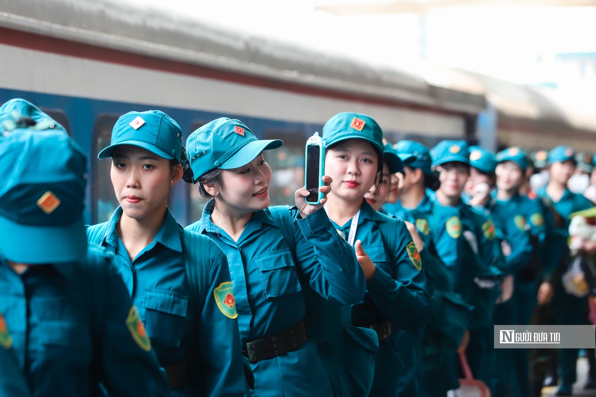 Những 