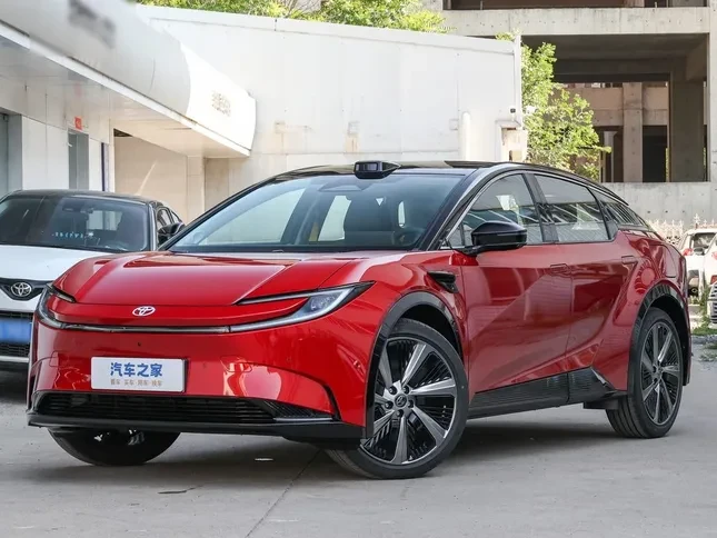 Toyota bán thêm xe điện giá rẻ ảnh 1
