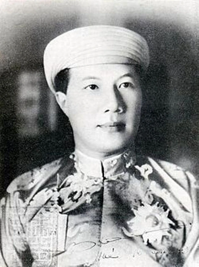 Tình sử của Vua Bảo Đại