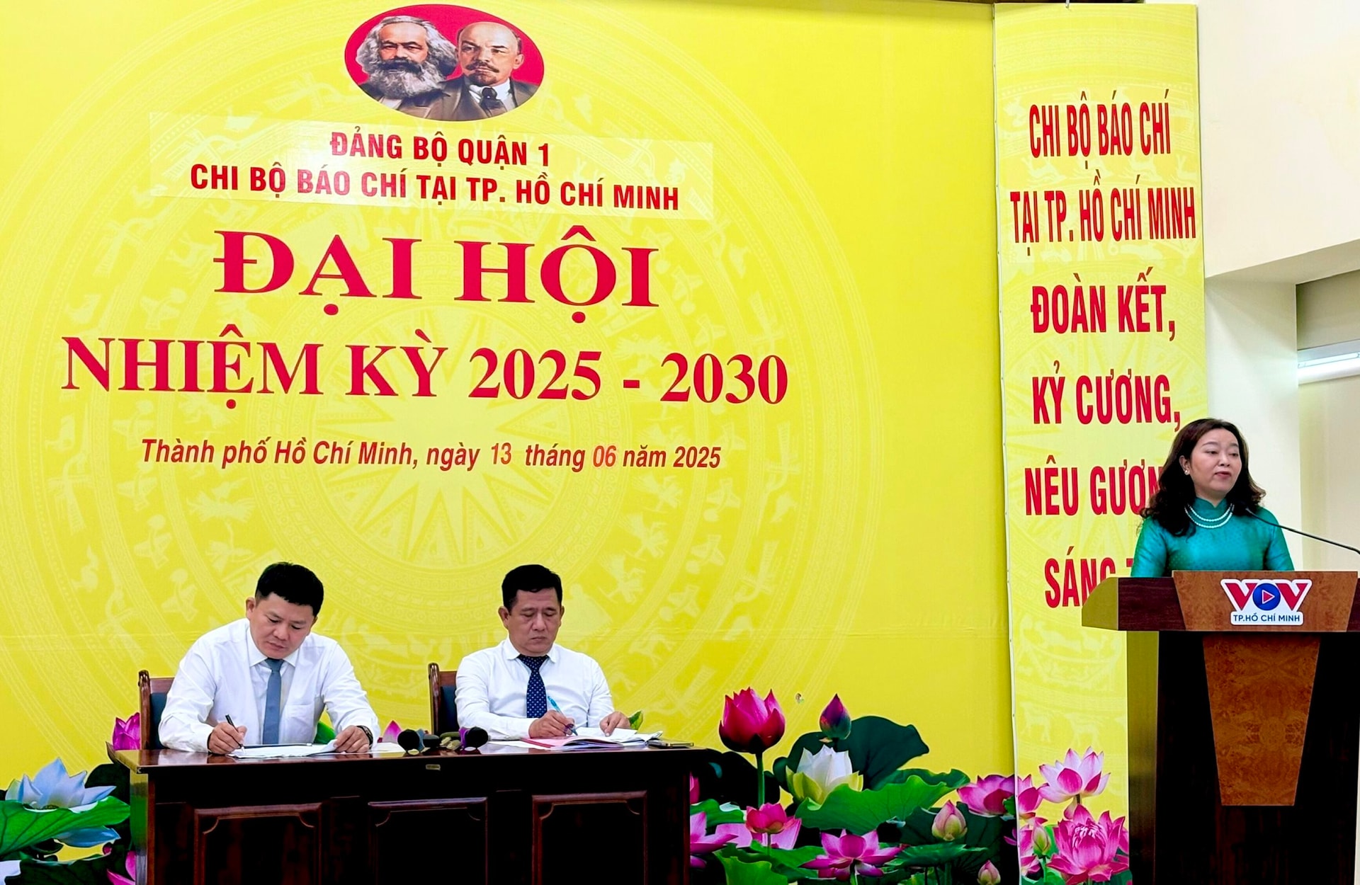 Đẩy mạnh công tác thông tin báo chí, thông tin đối ngoại khu vực phía Nam Đẩy mạnh công tác thông tin báo chí, thông tin đối ngoại khu vực phía Nam