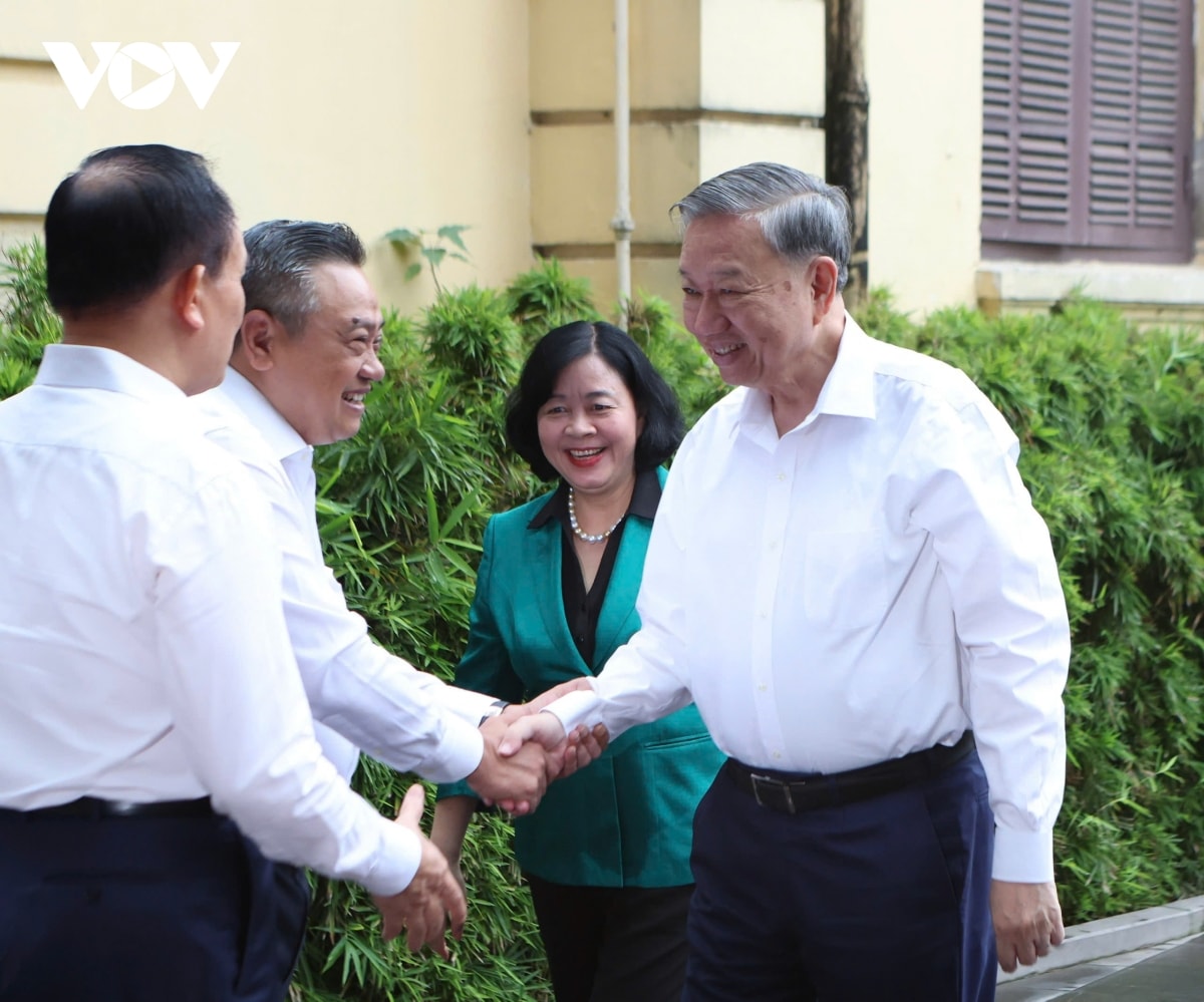 tổng bí thư mỗi chính sách đưa ra cần được nhìn qua lăng kính của nhà đầu tư hình ảnh 2 tong bi thu moi chinh sach dua ra can duoc nhin qua lang kinh cua nha dau tu hinh anh 2