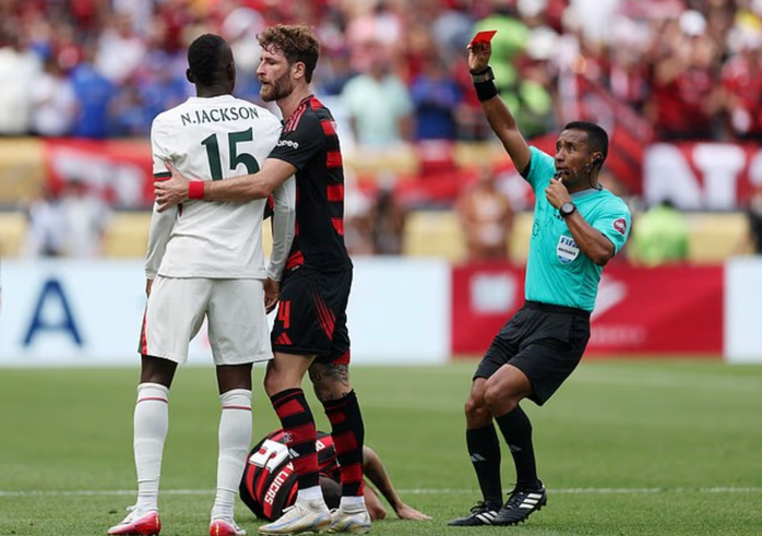 Flamengo ngược dòng hạ Chelsea tại FIFA Club World Cup- Ảnh 6. Flamengo ngược dòng hạ Chelsea tại FIFA Club World Cup- Ảnh 6.