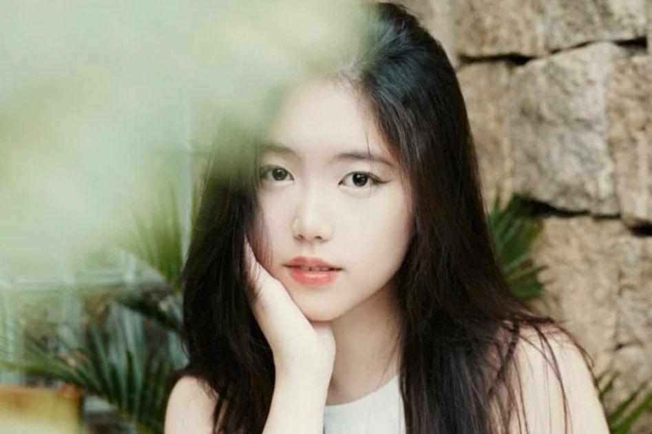 Nhan sắc gây mê của Trần Ngọc Châu Anh, nữ thiếu uý vừa trở thành của Á hậu 1 Hoa hậu Việt Nam