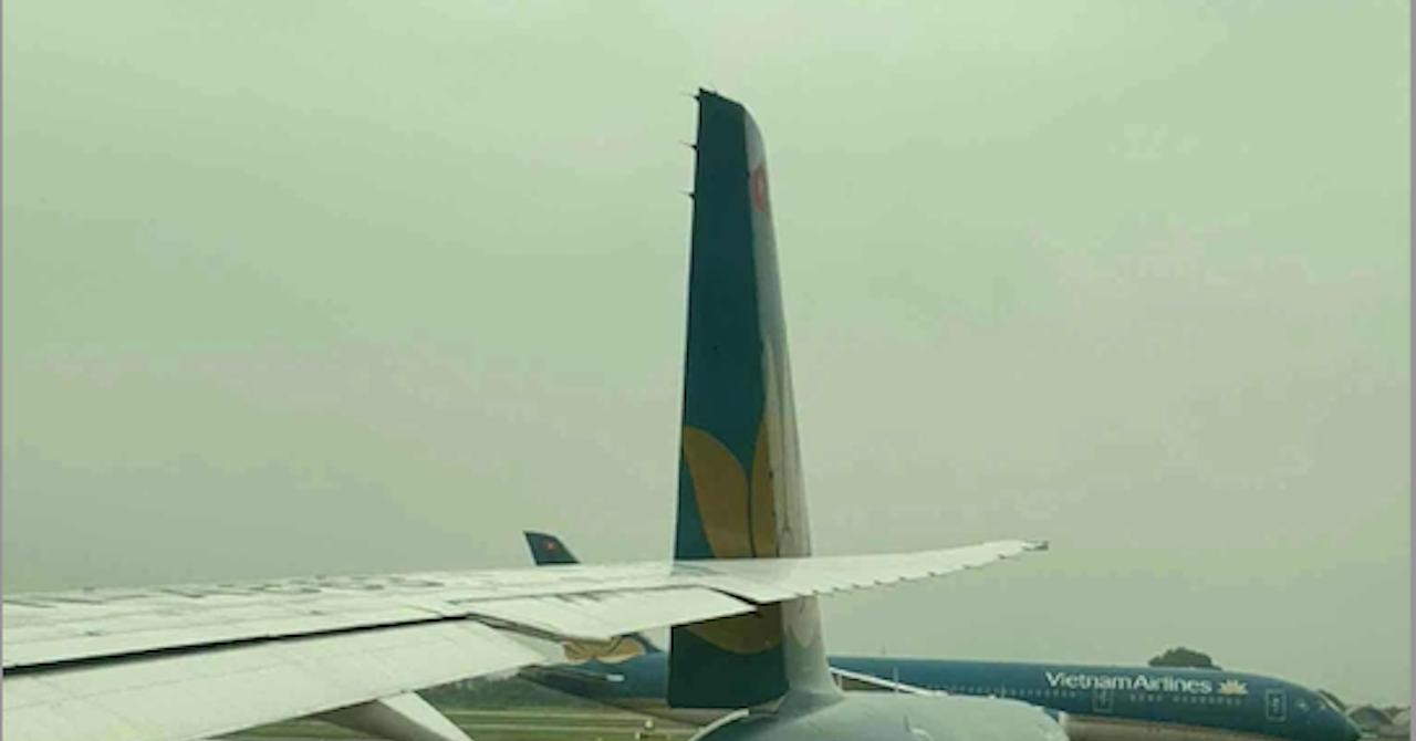 Lập tổ điều tra độc lập vụ 2 máy bay va nhau ở Nội Bài, đình chỉ 4 phi công