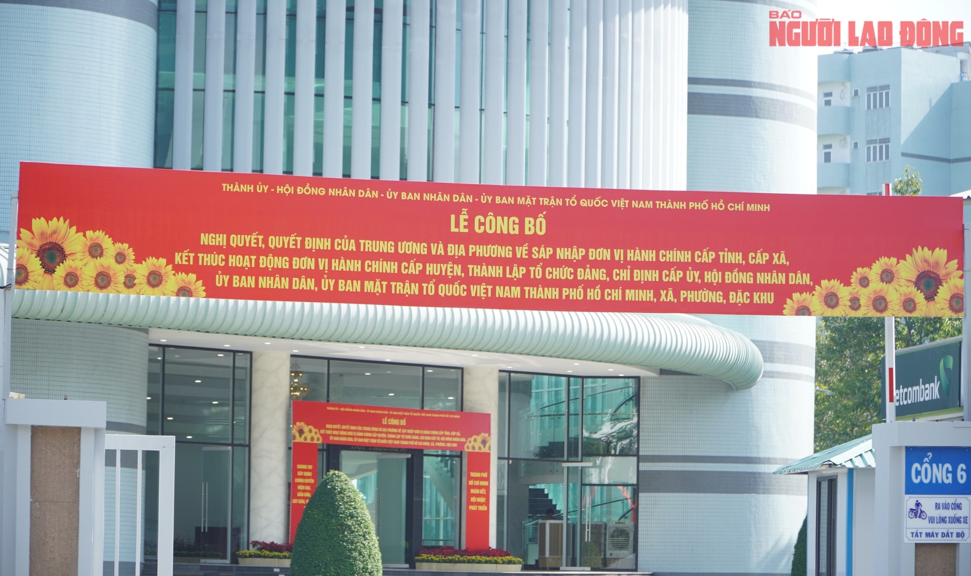 Cận cảnh nơi diễn ra lễ công bố thành lập và ra mắt lãnh đạo TP HCM mới - Ảnh 11.