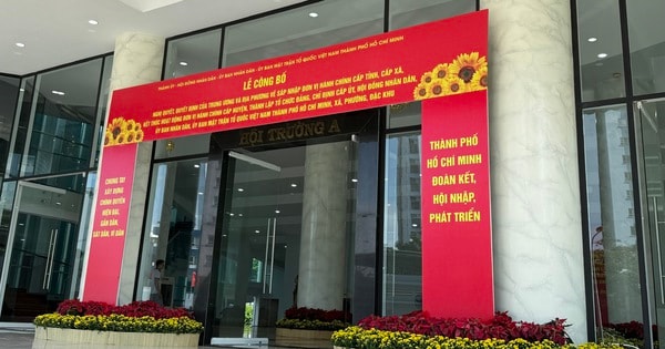 Sẵn sàng cho lễ công bố thành lập và ra mắt lãnh đạo TP HCM mới