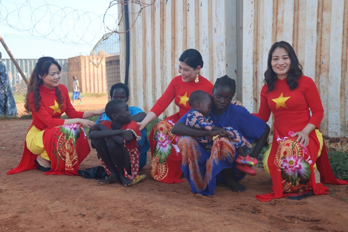 lực lượng mũ nồi xanh lan tỏa văn hóa việt ở nam sudan hình ảnh 1 luc luong mu noi xanh lan toa van hoa viet o nam sudan hinh anh 1