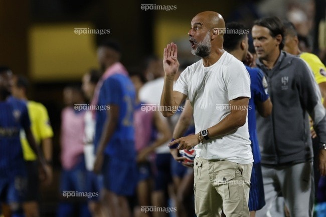 HLV Pep Guardiola chịu thua đồng nghiệp trẻ Inzaghi. Ảnh: EPA. al-hilal-gay-soc-khi-danh-bai-clb-manchester-city (4).jpg