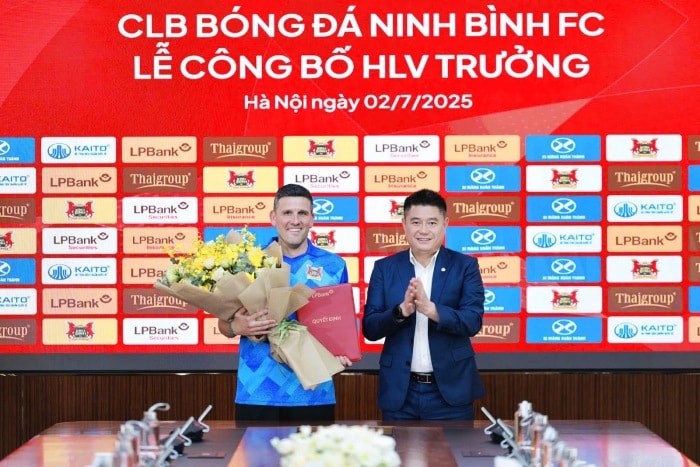Câu lạc bộ Ninh Bình công bố huấn luyện viên người Tây Ban Nha