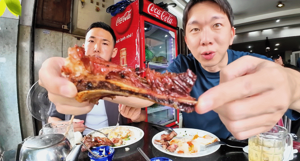 cơm tấm TPHCM 2.gif