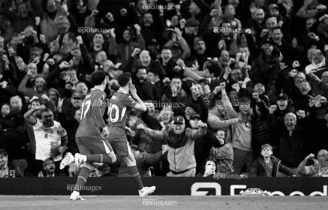 Người hâm mộ thương tiếc ngôi sao Liverpool Diogo Jota qua đời vì tai nạn xe hơi. Ảnh: EPA. ngôi sao Liverpool Diogo Jota