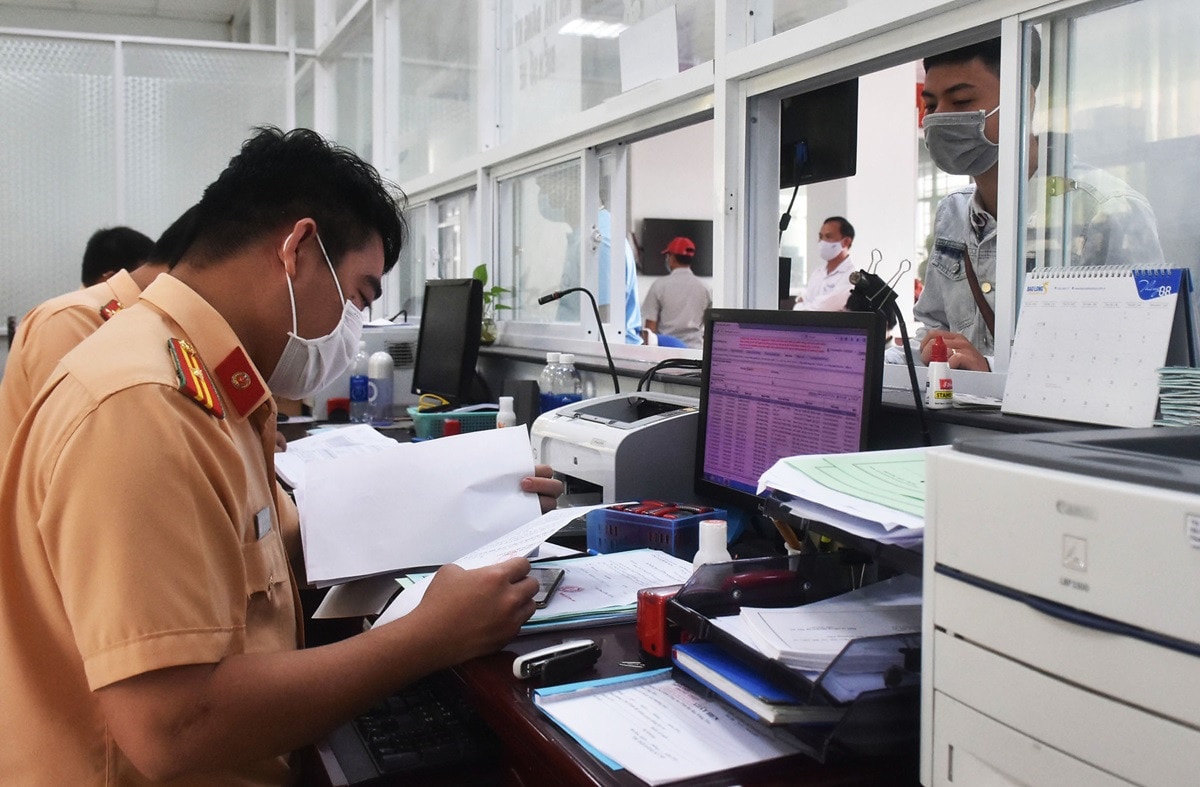 Mức phí đăng ký ô tô ở Bà Rịa Vũng Tàu (cũ) tăng lên 20 triệu đồng...jpg