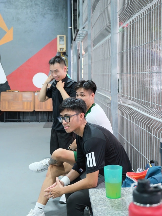 “Host sô sồ” là nghề gì mà chỉ cần “Host sô sồ” là nghề gì mà chỉ cần