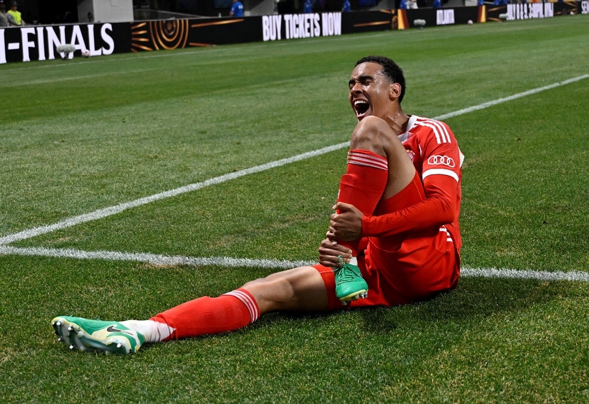 ngoi sao cua bayern munich chan thuong kinh hoang o tran gap psg hinh anh 3