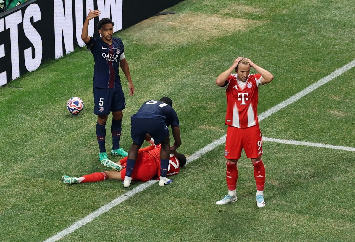 ngoi sao cua bayern munich chan thuong kinh hoang o tran gap psg hinh anh 4