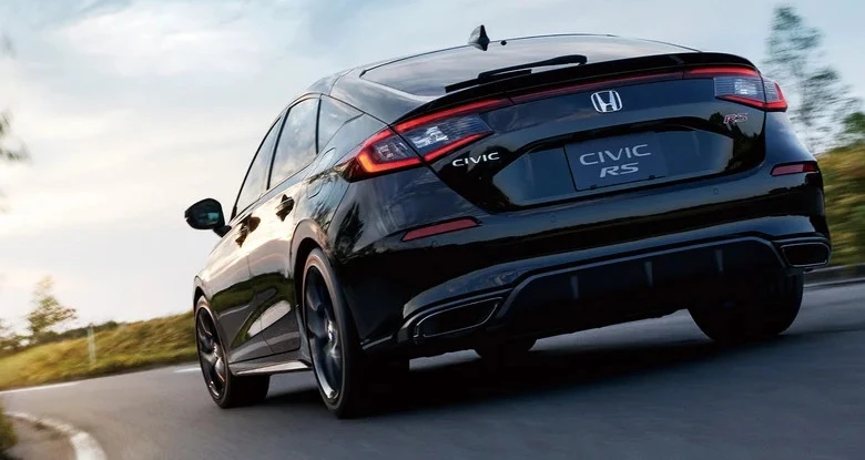 Huy hiệu RS trên xe Honda Civic có phải là 'Racing Sport'?