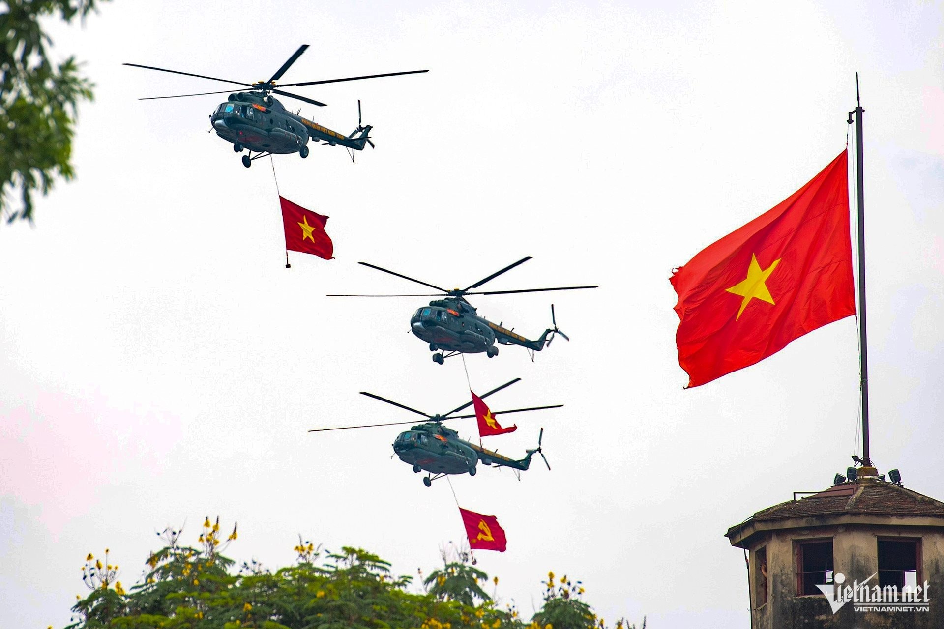 w-truc-thang-0-1808.jpg
