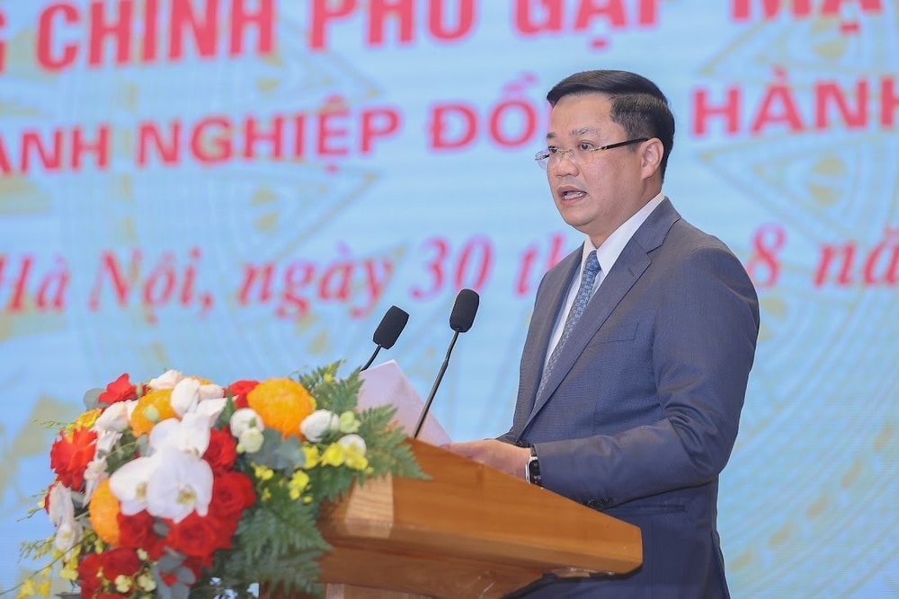 Thứ trưởng Bộ Tài chính Nguyễn Đức Tâm báo cáo tại Hội nghị. Ảnh: VGP thứ trưởng BTC.jpg