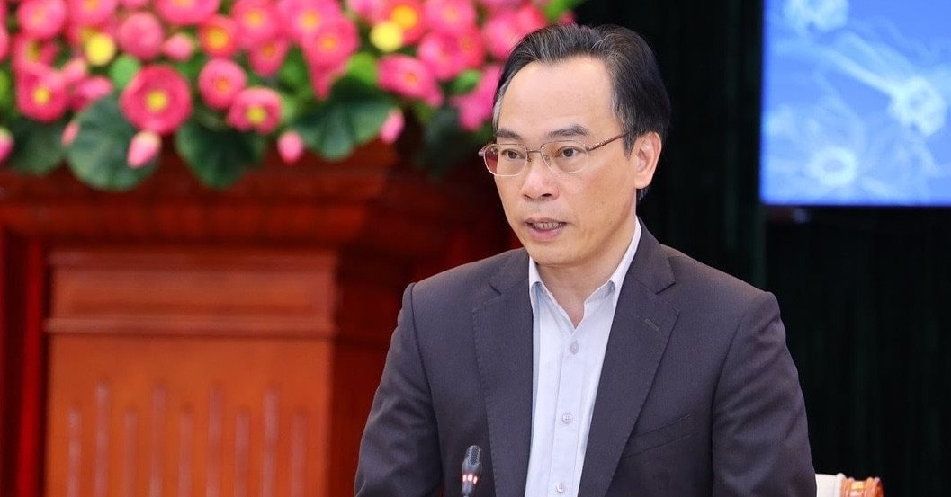 hoang-minh-son.jpg