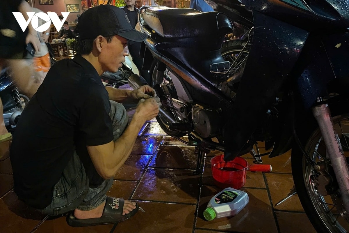 những bộ phận trên xe cần kiểm tra sau khi đi qua đường ngập nước hình ảnh 3 nhung bo phan tren xe can kiem tra sau khi di qua duong ngap nuoc hinh anh 3