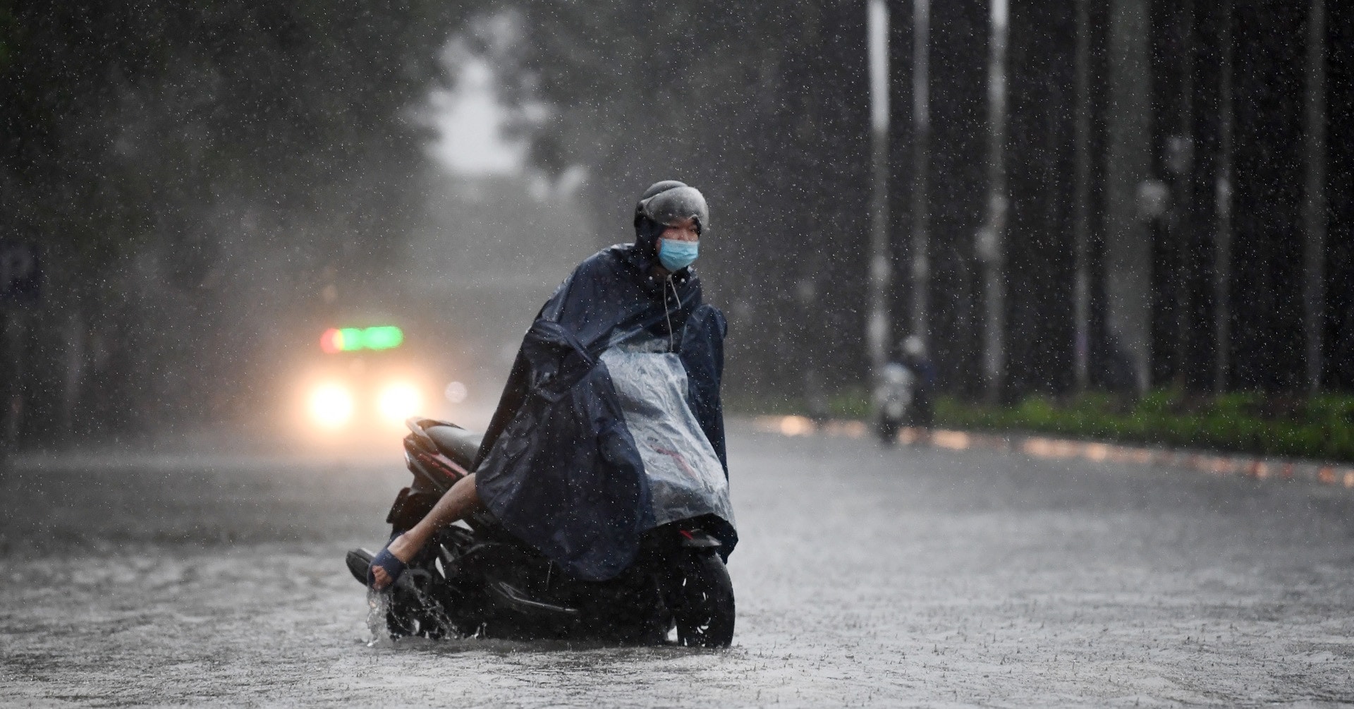 Dự báo thời tiết 8/10/2025: Miền Bắc còn mưa to cục bộ, Hà Nội mưa giông gián đoạn