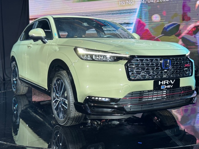 Xe Nhật bất ngờ tăng tốc sau nhiều tháng doanh số đi xuống