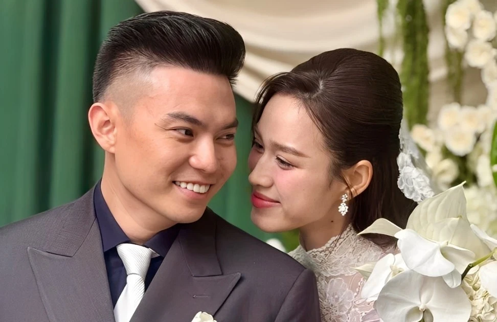 Chú rể Viết Vương phong độ, rước Đỗ Thị Hà về Quảng Trị