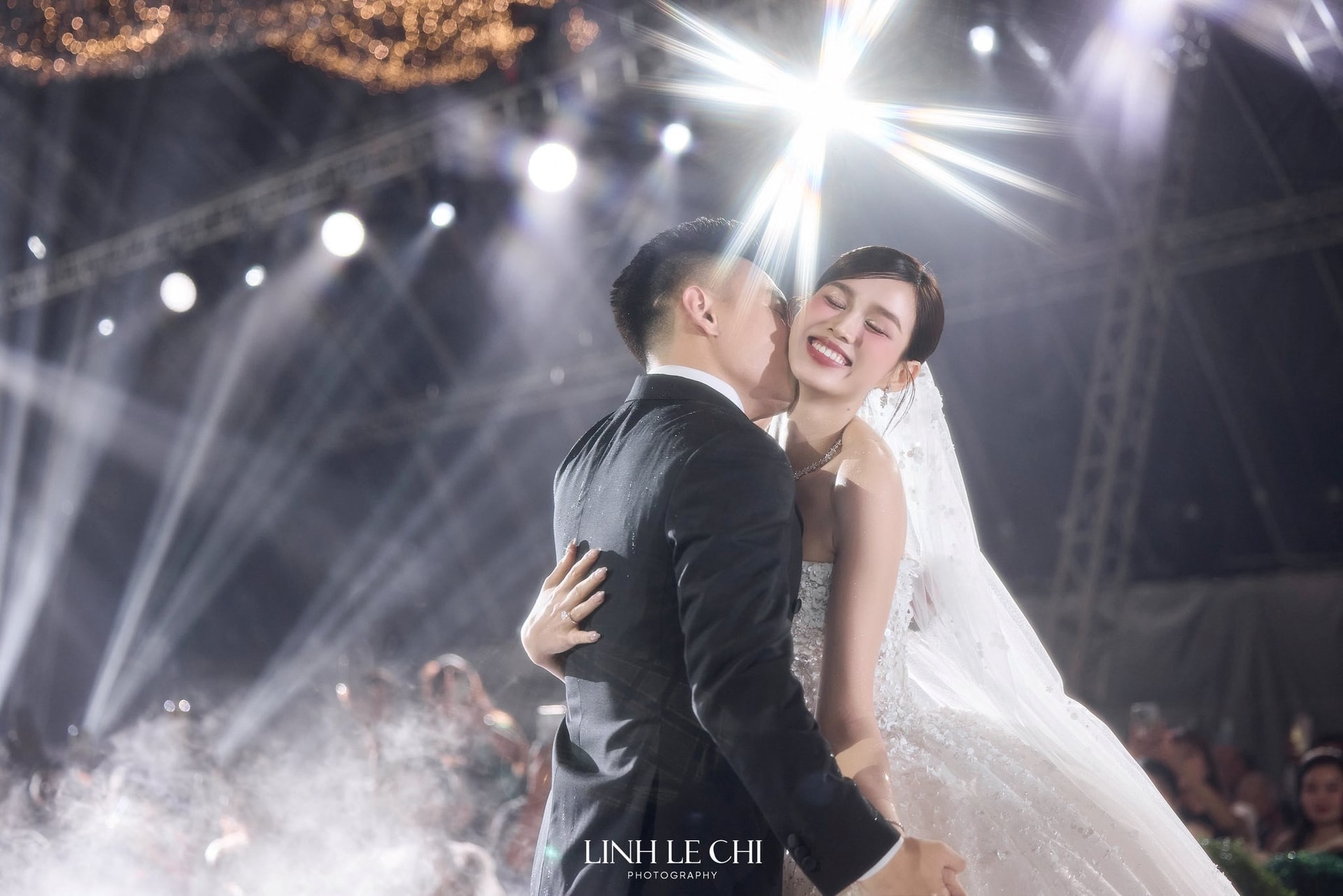 Chuyện tình từ Thanh Hóa đến Quảng Trị của hoa hậu Đỗ Hà - thiếu gia Viết Vương