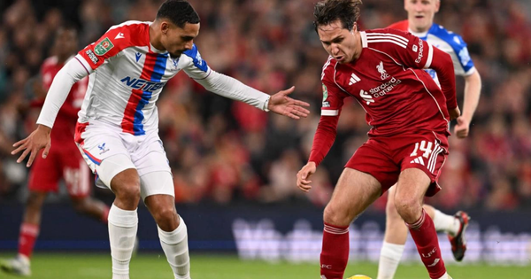 Liverpool thua tan tác Crystal Palace ở vòng 1/8 League Cup