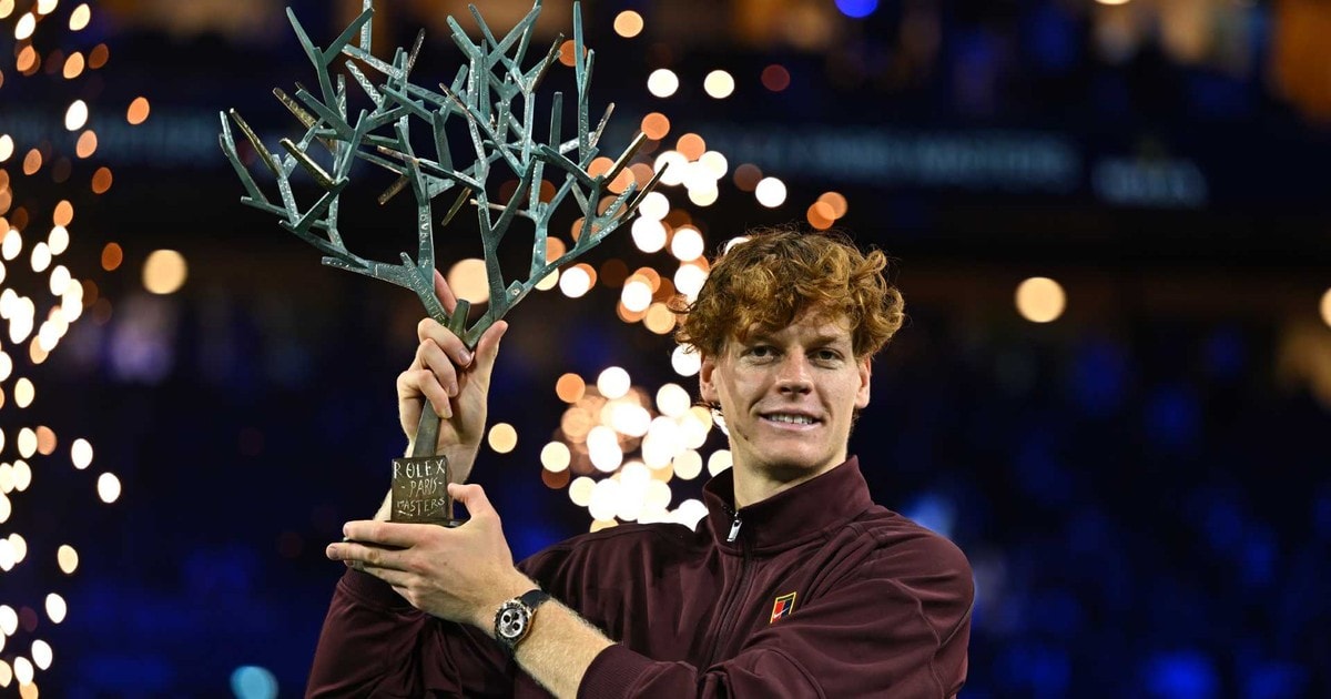 Sinner chính thức đoạt lại vị trí số 1 thế giới từ Alcaraz