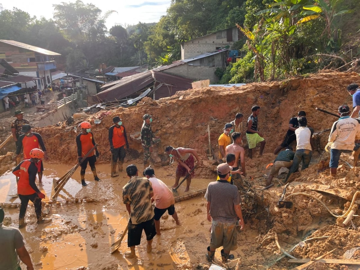 インドネシアの壊滅的な洪水と森林保護の呼びかけ。