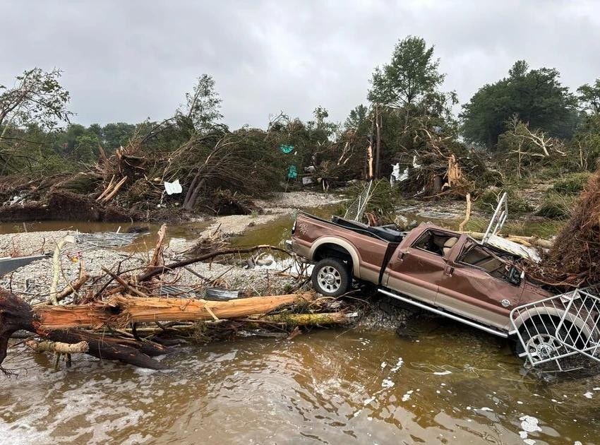 自然災害から人災まで：2025 年の壊滅的な大惨事を振り返る。