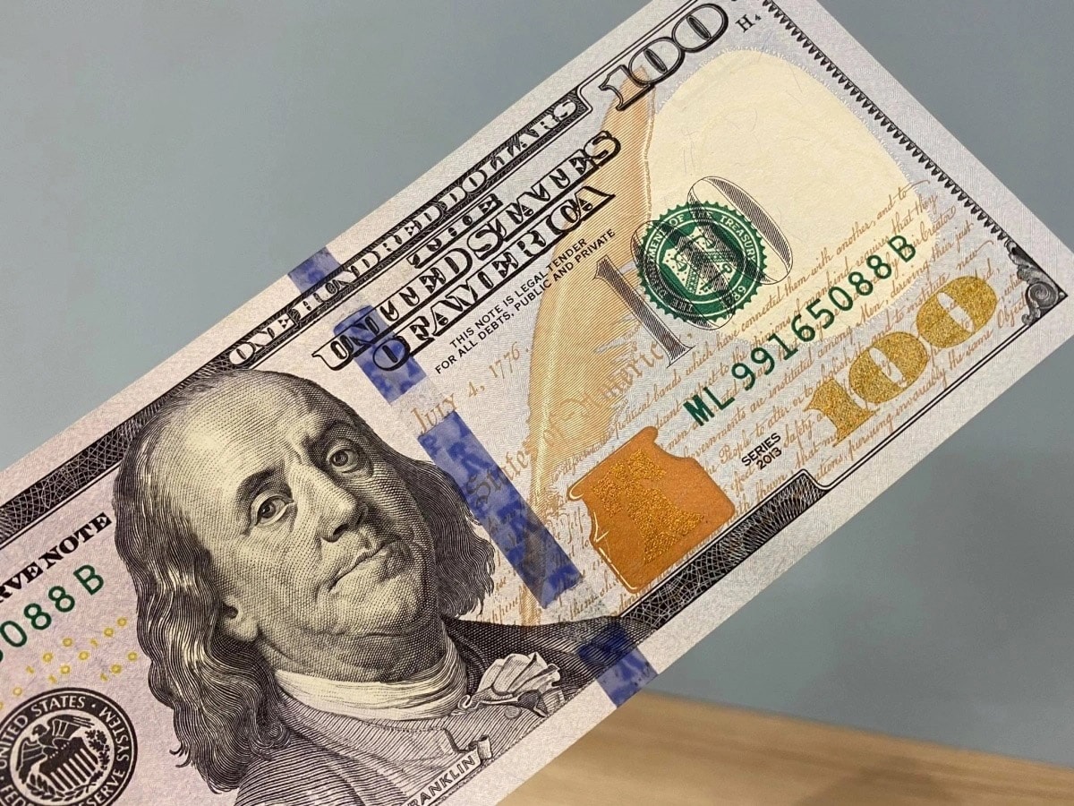 本日の米ドル為替レート（1月13日）：米国司法省がパウエルFRB議長を召喚したため、米ドルは下落。